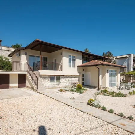 Villa Azurea Baltsjik