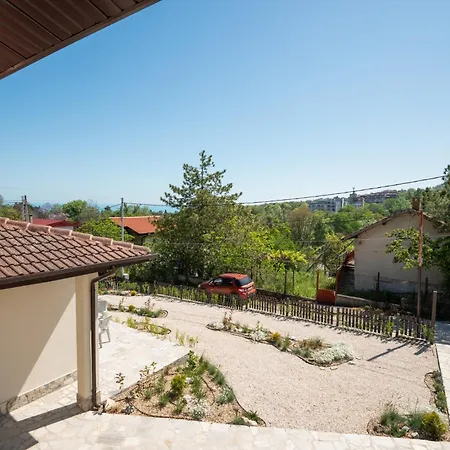 Azurea Villa Baltsjik